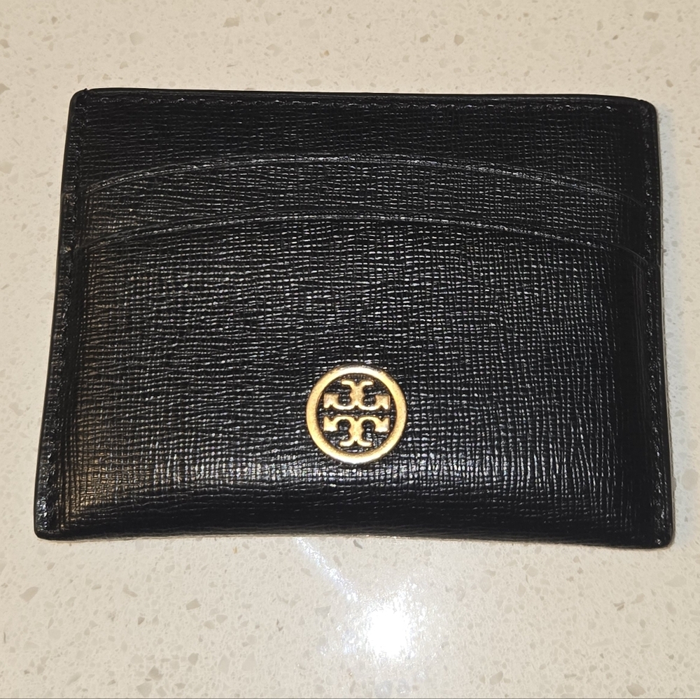 FINAL PRICE Tory Burch Robinson Card Case Black Leather DISCONTINUED Wallet